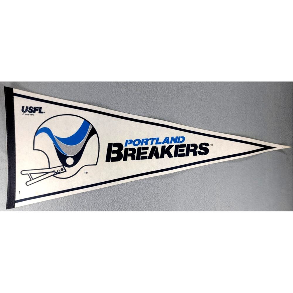 Vintage Portland Breakers USFL Football Pennant Rare